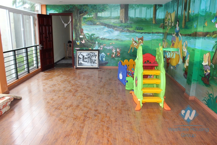 Beautiful house for rent in Au Co Street